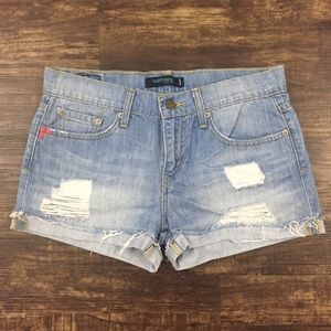 Levi’s Denim Jean Shorts Boyfriend 513 Cut Off